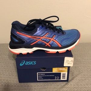 Brand new Asic GT-2000